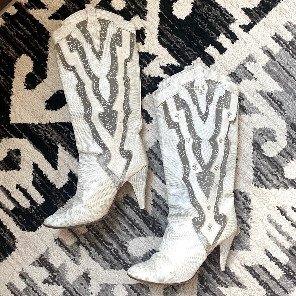 Vintage white cowboy boots with mesh & metal detail